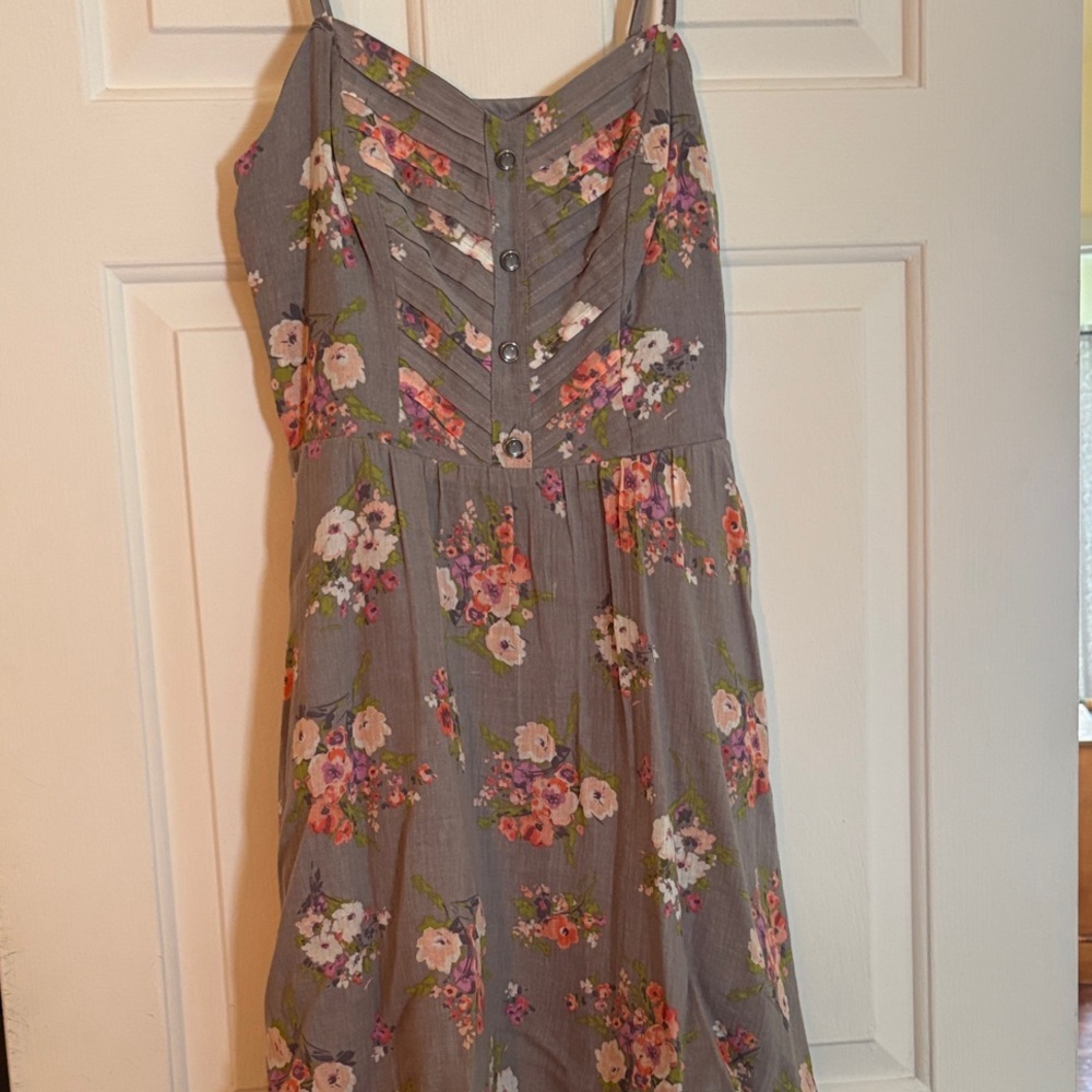 LC Lauren Conrad Gray Floral Midi Dress